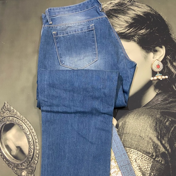 💚Ankle- Boyfriend Denim. Size -30 - Picture 6 of 11